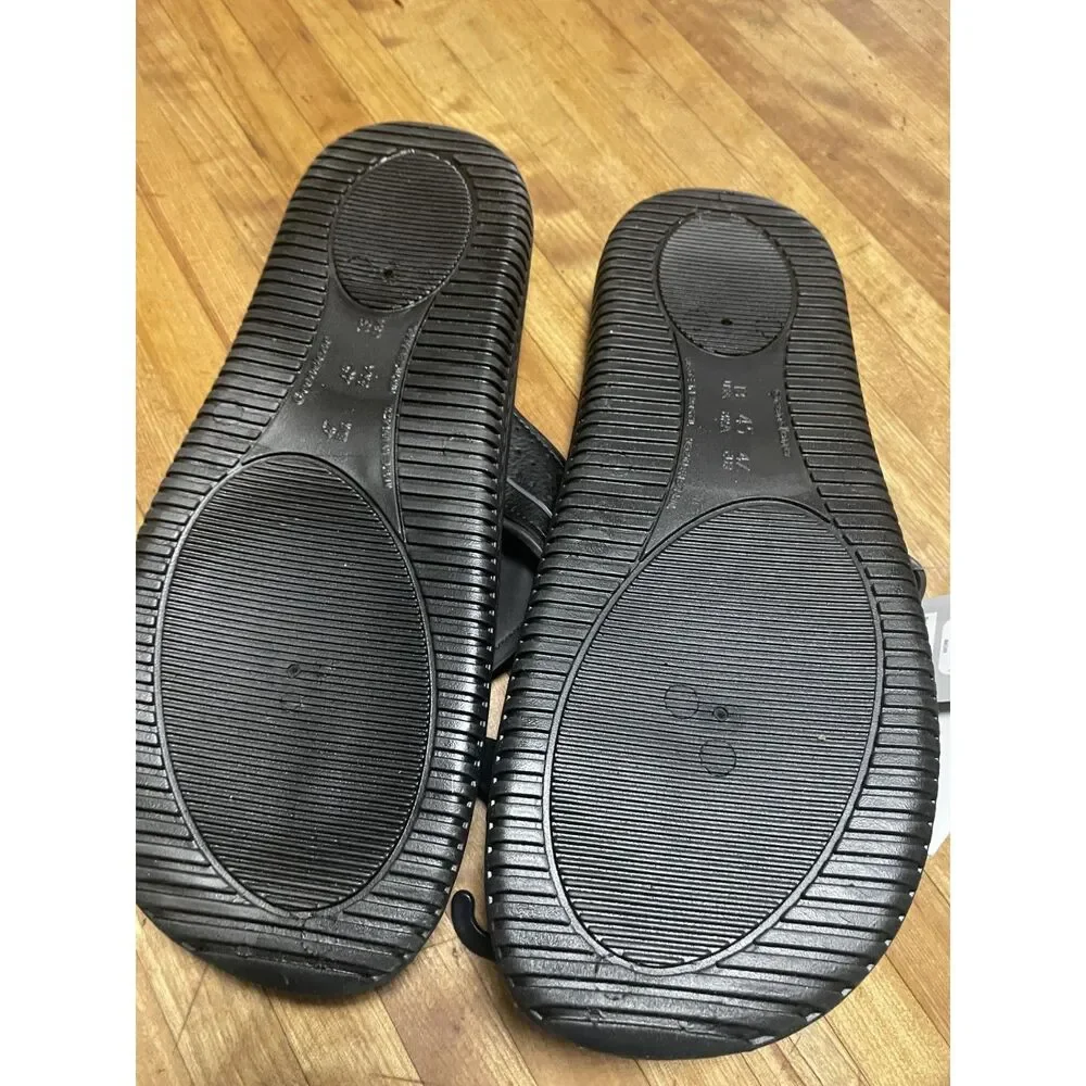 New George brand Men's black flip-flop thong sandals size 12